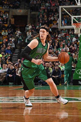 Kelly Olynyk Poster 3433357