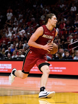 Kelly Olynyk Poster 3433367
