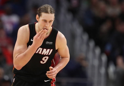 Kelly Olynyk Poster 3433372