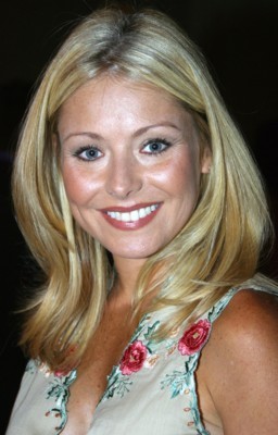 Kelly Ripa Poster 1307901