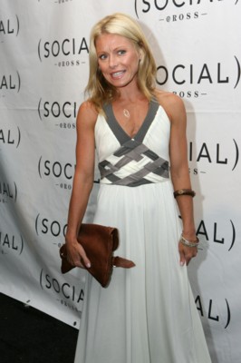 Kelly Ripa Poster 1497887