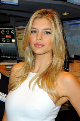 Kelly Rohrbach Poster 2762860