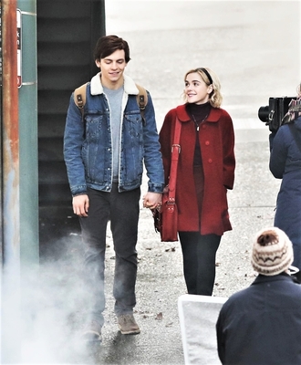 Kiernan Shipka Poster 3224175