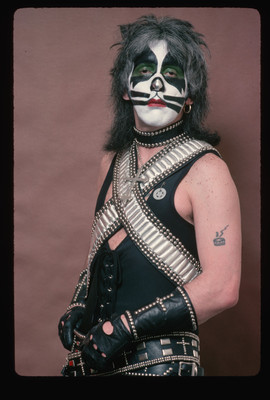 Kiss Poster 2640609