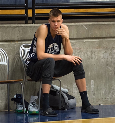 Kristaps Porzingis Poster 3437655