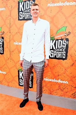 Kristaps Porzingis Poster 3437780