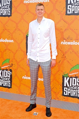 Kristaps Porzingis Poster 3437816