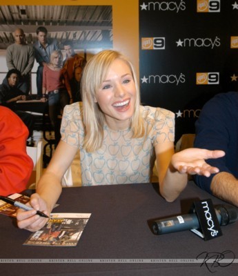 Kristen Bell Poster 1246364