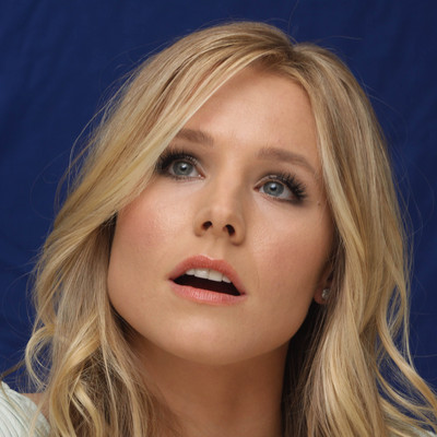 Kristen Bell Poster 2241055