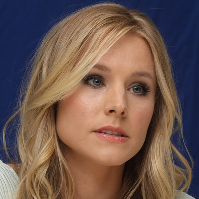 Kristen Bell Poster 2241093