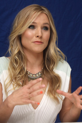 Kristen Bell Poster 2241106