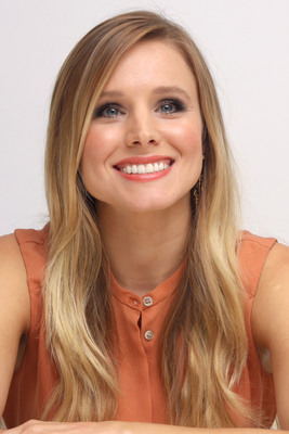 Kristen Bell Poster 2241107