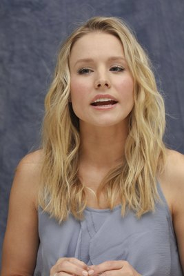 Kristen Bell Poster 2260796