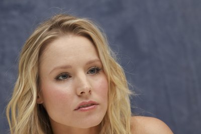 Kristen Bell Poster 2260805