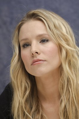 Kristen Bell Poster 2260835