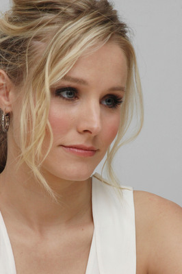 Kristen Bell Poster 2283515