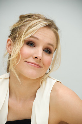 Kristen Bell Poster 2335121