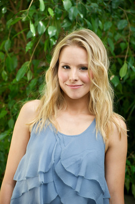 Kristen Bell Poster 2335134