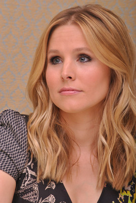 Kristen Bell Poster 2363252