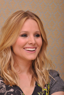 Kristen Bell Poster 2363259