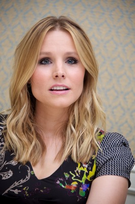 Kristen Bell Poster 2432897