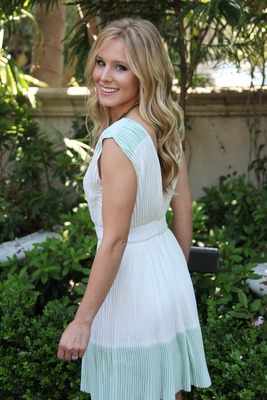 Kristen Bell Poster 2447214