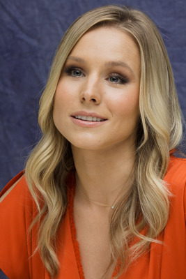 Kristen Bell Poster 2454068