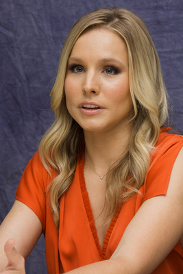 Kristen Bell Poster 2454069