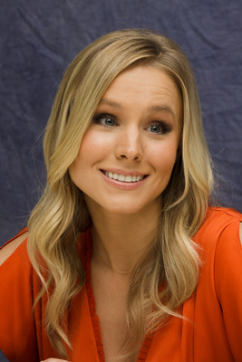 Kristen Bell Poster 2454073