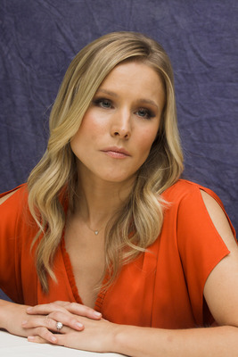 Kristen Bell Poster 2454078
