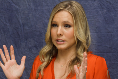 Kristen Bell Poster 2454081