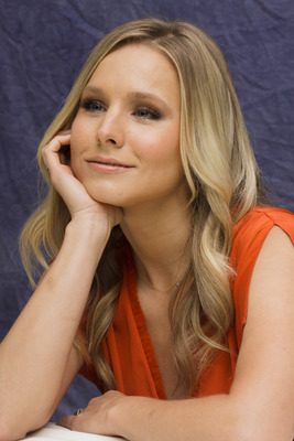 Kristen Bell Poster 2454084