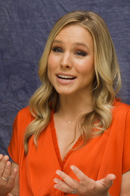 Kristen Bell Poster 2454090