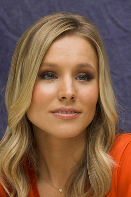 Kristen Bell Poster 2454096
