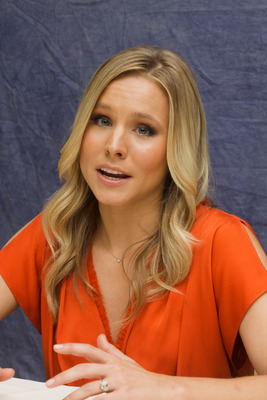 Kristen Bell Poster 2454097