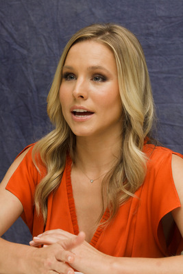 Kristen Bell Poster 2454104