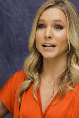 Kristen Bell Poster 2454117