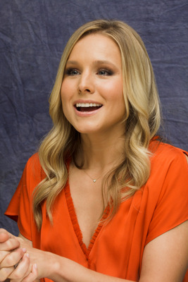 Kristen Bell Poster 2454118