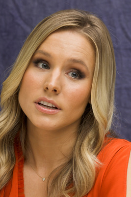 Kristen Bell Poster 2454119