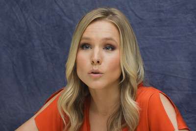 Kristen Bell Poster 2454124