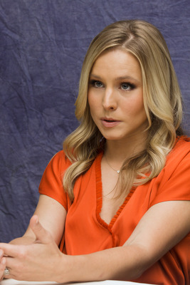 Kristen Bell Poster 2454126