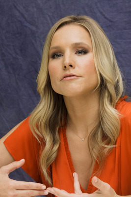 Kristen Bell Poster 2454132