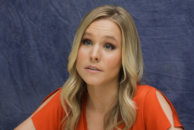Kristen Bell Poster 2454138