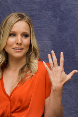 Kristen Bell Poster 2454143