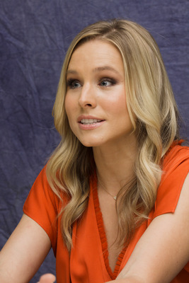 Kristen Bell Poster 2454147