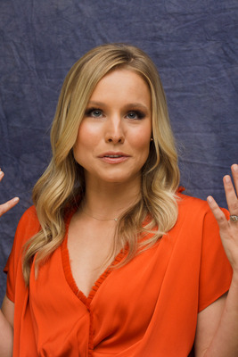 Kristen Bell Poster 2454151