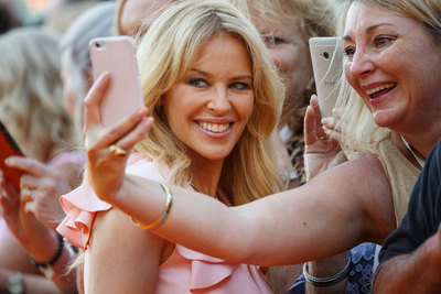 Kylie Minogue Poster 2929338