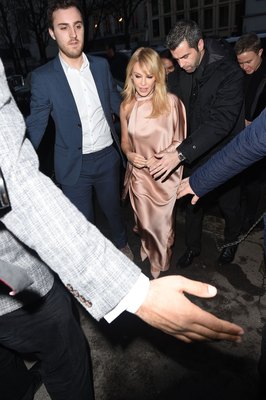 Kylie Minogue Poster 2965592