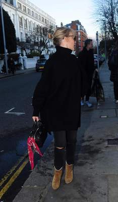 Kylie Minogue Poster 2965593