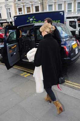 Kylie Minogue Poster 2965596